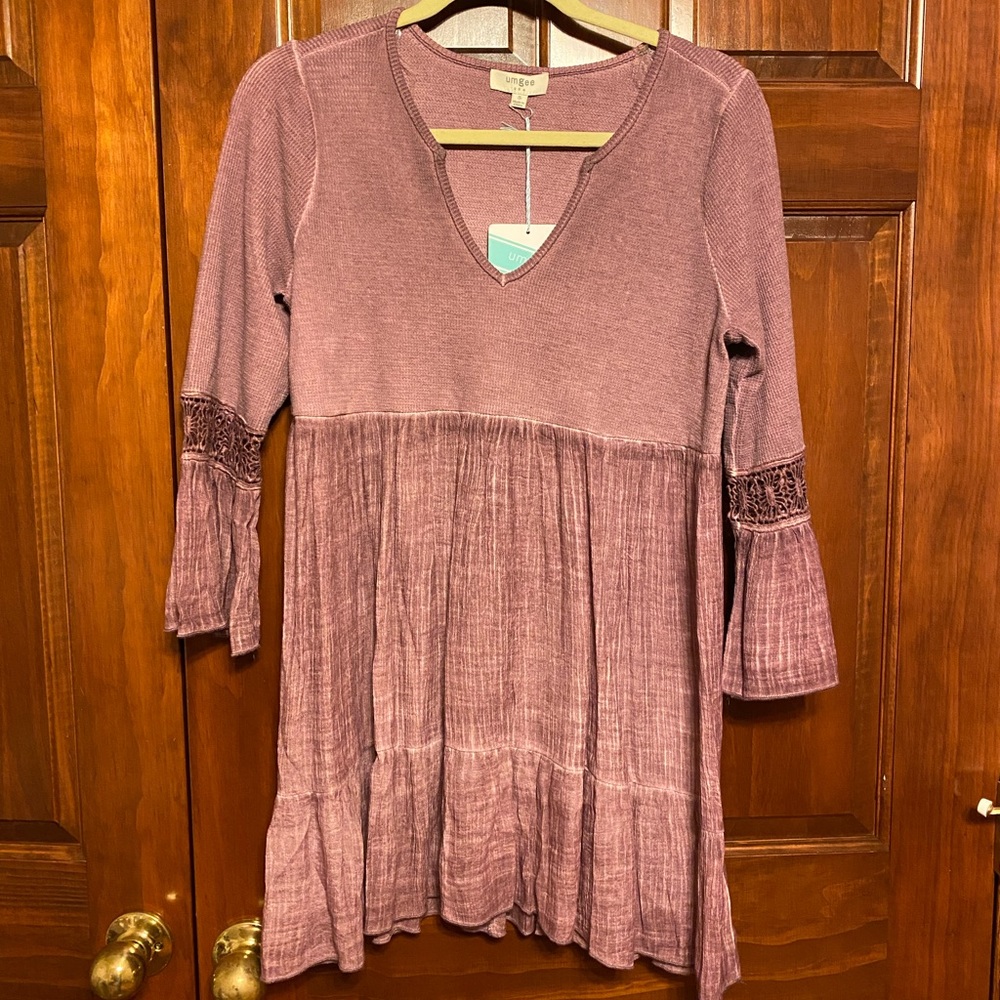 NWT Umgee Boutique Tunic, Purple, Lace Sleeve Accent, Small
